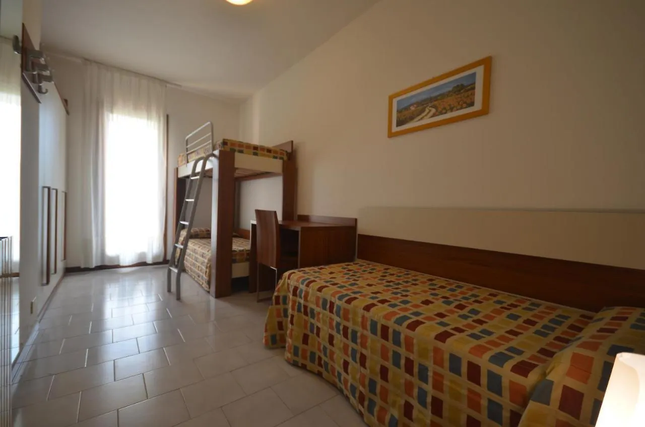 Villaggio Dei Fiori Bibione 0*,